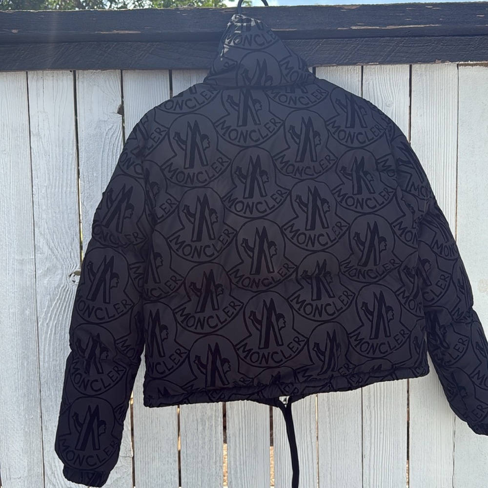 (RARE) Moncler Black Women's Jacket *accepting offers* - Picture 4 of 6